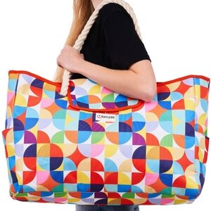 NWT Family Sized Beach Bag / Pool Bag / Beach Tote